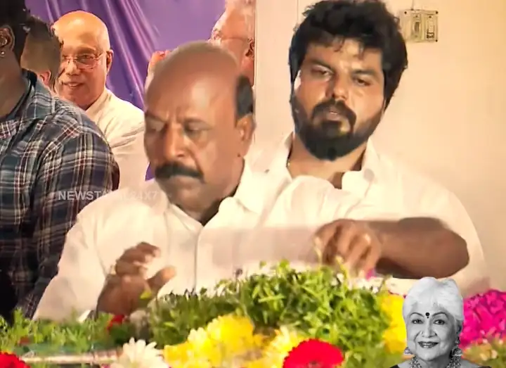 நடிகை சௌகார் ஜானகி உடலுக்கு அஞ்சலி செலுத்தும் திமுக முன்னாள் அமைச்சர் மா. சுப்பிரமணியன்