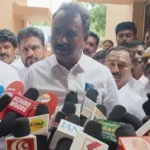 அதிமுக முன்னாள் அமைச்சர் எஸ்.பி.வேலுமணி செய்தியாளர்களை சந்திக்கும் காட்சி