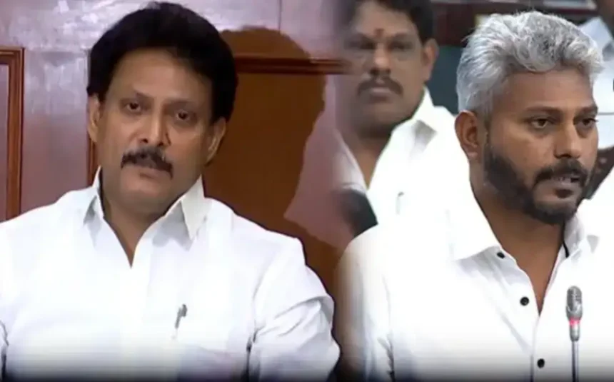 திமுக முன்னாள் அமைச்சர் அன்பில் மகேஷ் செய்தியாளர்களை சந்திக்கும் காட்சி