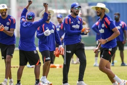 இந்திய கிரிக்கெட் வீரர்களுக்கு அறிவுரை வழங்கும் ரவிச்சந்திரன் அஸ்வின்
