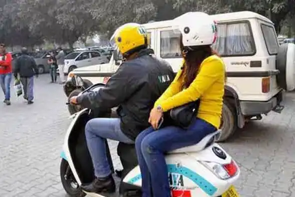 மதுரை ஐகோர்ட் நீதிபதிகள் அமர்வு