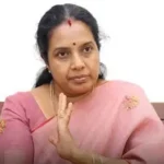 பாஜக தேசிய மகளிரணி தலைவர் ரூப் குமாரி செளத்ரி மற்றும் முன்னாள் தலைவர் வானதி சீனிவாசன்
