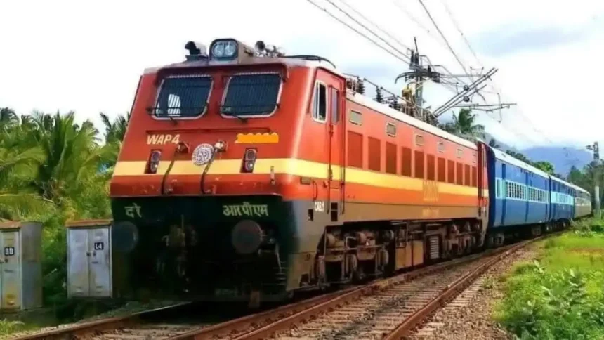 சென்னை எழும்பூர் ரயில் நிலையத்தில் மறுசீரமைப்பு பணிகள்