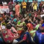 சென்னையில் போராட்டத்தில் ஈடுபட்டுள்ள தூய்மைப் பணியாளர்கள்