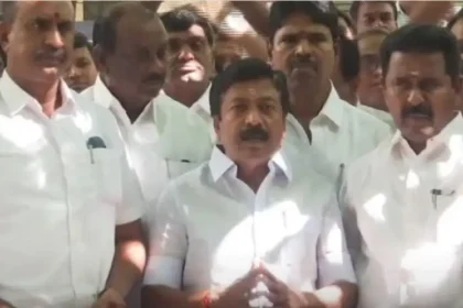 அதிமுக முக்கிய நிர்வாகிகள் ஆலோசனை