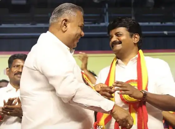 முன்னாள் அமைச்சர் சி.விஜயபாஸ்கர் தவெக பொதுக்கூட்டத்தில் பேசுதல்