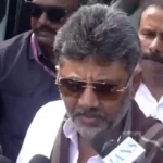 கர்நாடக முதல்வர் டி.கே.சிவக்குமார் செய்தியாளர்களை சந்திக்கும் காட்சி