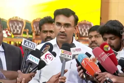 அமைச்சர் அருண்ராஜ் செய்தியாளர் சந்திப்பில் பேசுகிறார்