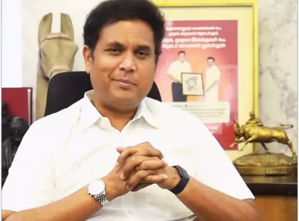 தி.மு.க முன்னாள் தொழில்துறை அமைச்சர் டி.ஆர்.பி.ராஜா