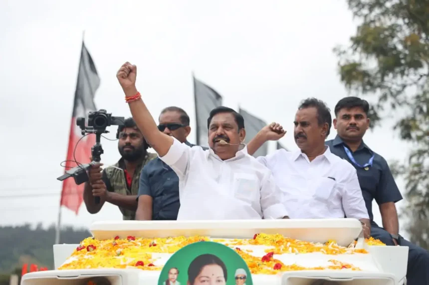 அதிமுக கட்சித் தலைவர் எடப்பாடி பழனிச்சாமி