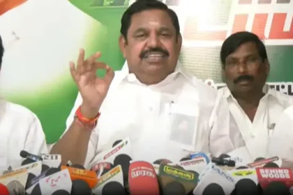 அ.தி.மு.க பொதுச்செயலாளர் எடப்பாடி பழனிசாமி புதிய நிர்வாகிகளை நியமித்து அறிவிப்பு வெளியிடுகிறார்