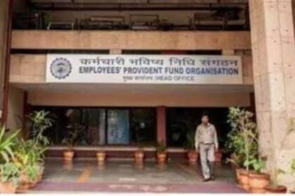 வருங்கால வைப்பு நிதி (EPF) மூலம் ஓய்வூதிய நிதி திரட்டுவது குறித்த கணக்கீடு