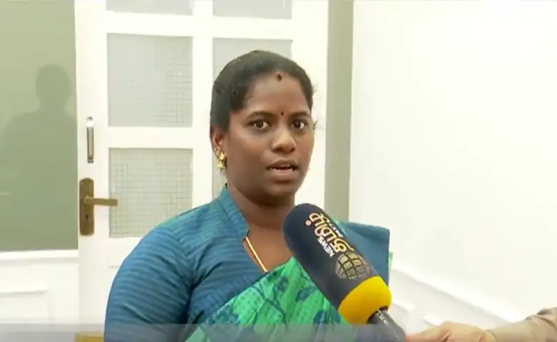 கால்நடை பராமரிப்புத்துறை அமைச்சர் கமலி