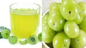 நெல்லிக்கனிகள் மற்றும் நெல்லிச்சாறு