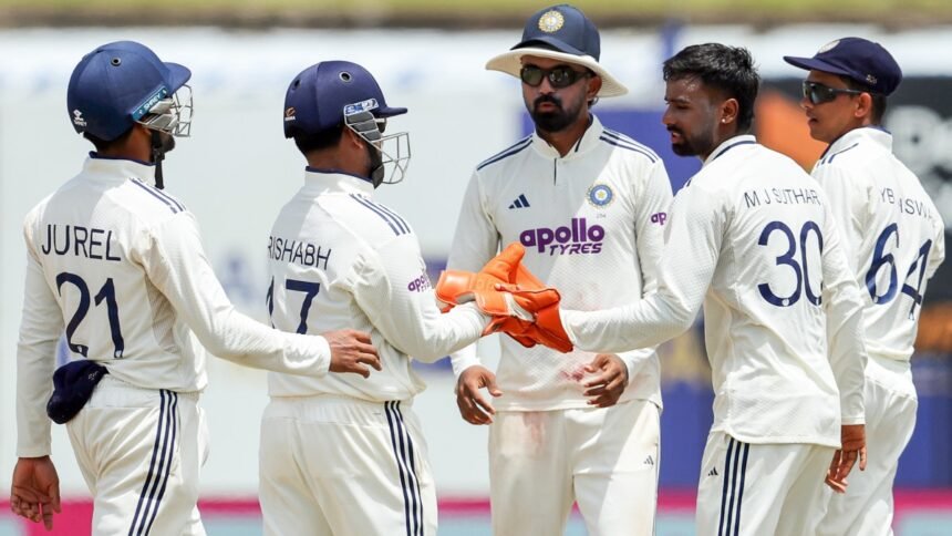இந்திய கிரிக்கெட் அணியின் முன்னாள் கேப்டன் கிருஷ்ணமாச்சாரி ஸ்ரீகாந்த்