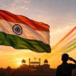 இந்திய தேசியக் கொடி அசைந்தாடுவது
