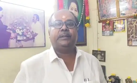 அதிமுக முன்னாள் அமைச்சர் ஆர்.பி.உதயகுமார் வீடியோ வெளியிடுகிறார்