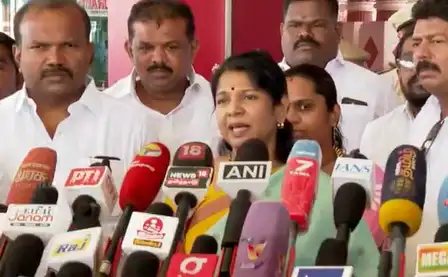 கனிமொழி கருணாநிதி எம்பி செய்தியாளர்களிடம் பேசுகிறார்