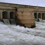 கபினி அணையில் இருந்து நீர் திறக்கப்படும் காட்சி