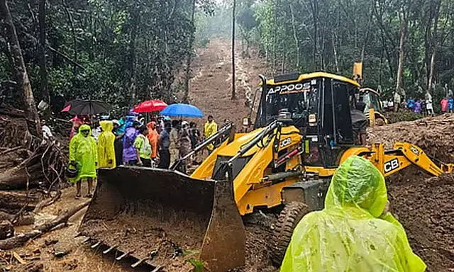 கேரளாவில் நிலச்சரிவு மற்றும் வெள்ளத்தால் பாதிக்கப்பட்ட பகுதிகள்