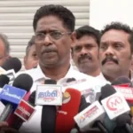திமுக மூத்த வழக்கறிஞர் என்.ஆர்.இளங்கோ செய்தியாளர்களை சந்திக்கும் காட்சி