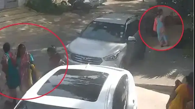 கோவை சிங்காநல்லூரில் திருட்டில் ஈடுபட்ட வடமாநில பெண்கள்