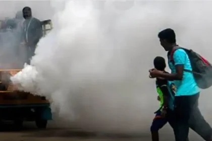 கோவை அன்னூர் பகுதியில் கொசு மருந்து தெளிக்கும் வாகனம்
