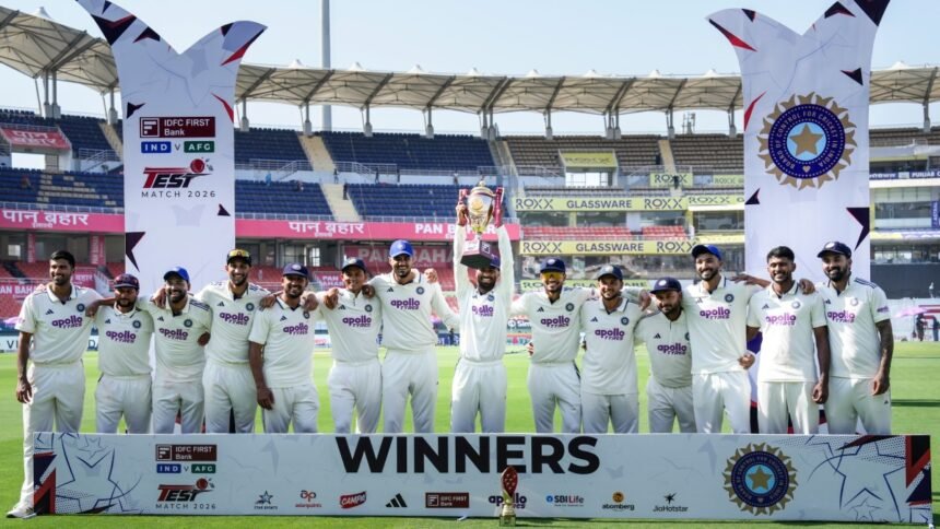இந்திய கிரிக்கெட் அணியின் முன்னாள் விக்கெட் கீப்பர்-பேட்ஸ்மேன் தீப் தாஸ்குப்தா