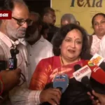 லதா ரஜினிகாந்த் மக்கள் மேடை இணையதள தொடக்க விழாவில் பங்கேற்றார்