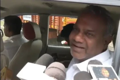 அமைச்சர் புஸ்ஸி ஆனந்த்