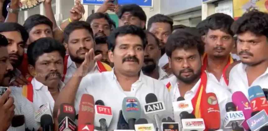 அமைச்சர் நிர்மல் குமார் பேசுகிறார்