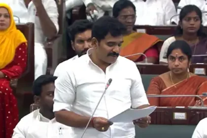 அமைச்சர் சி.டி.ஆர். நிர்மல்குமார் சட்டப்பேரவையில் உரையாற்றுகிறார்