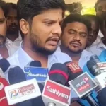அமைச்சர் ரமேஷ் செய்தியாளர்களிடம் பேசுகிறார்