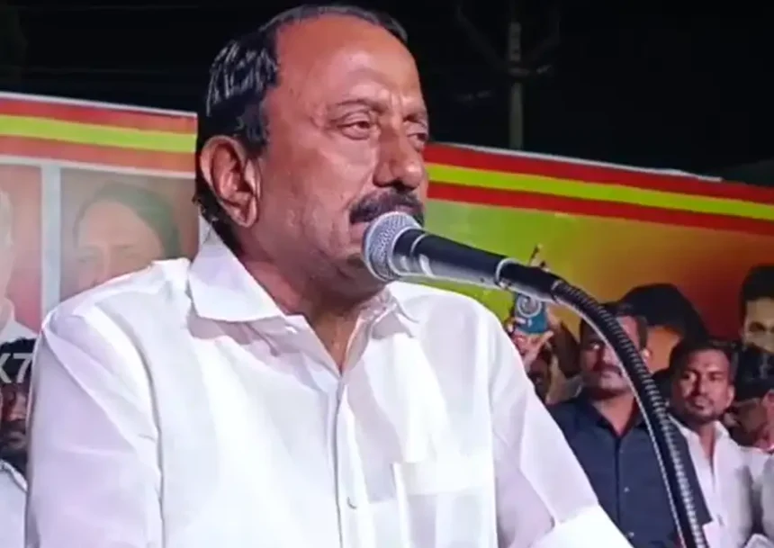 அமைச்சர் செங்கோட்டையன் பொதுக்கூட்டத்தில் பேசுதல்