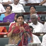 சட்டமன்ற உறுப்பினர்கள் செய்தியாளர்களை சந்திக்கும் காட்சி