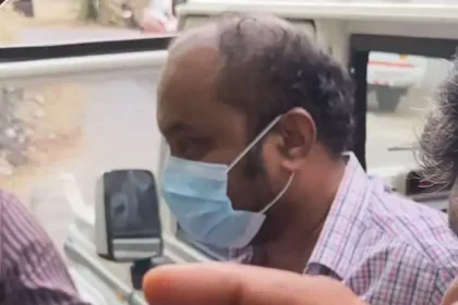 பழனி கோயில் நில மோசடி வழக்கில் கைது செய்யப்பட்ட சார்பதிவாளர் ஜஸ்டின் மணிகண்டன்