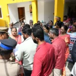 பெரம்பூரில் முதல்வர் விஜய்யின் அலுவலகத்தை முற்றுகையிட்டு போராட்டத்தில் ஈடுபட்ட பெண்கள்
