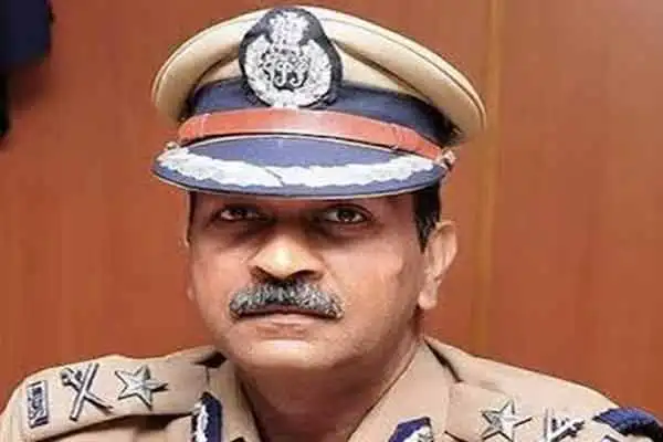 தமிழ்நாடு காவல்துறை தலைமை இயக்குனர் (டிஜிபி) ஊழல் புகார்கள் குறித்து அறிவிக்கிறார்