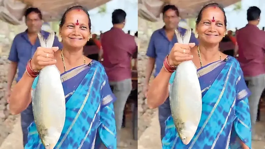 கோதாவரி ஆற்றில் பிடிக்கப்பட்ட அரிய வகை புலாசா மீன்
