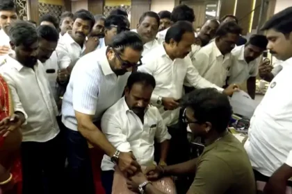 நடிகர் சரத்குமார் தனது பிறந்தநாள் விழாவில் பேசுகிறார்