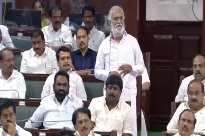 திமுக எம்.எல்.ஏ சேகர்பாபு சட்டப்பேரவையில் உரையாற்றுகிறார்