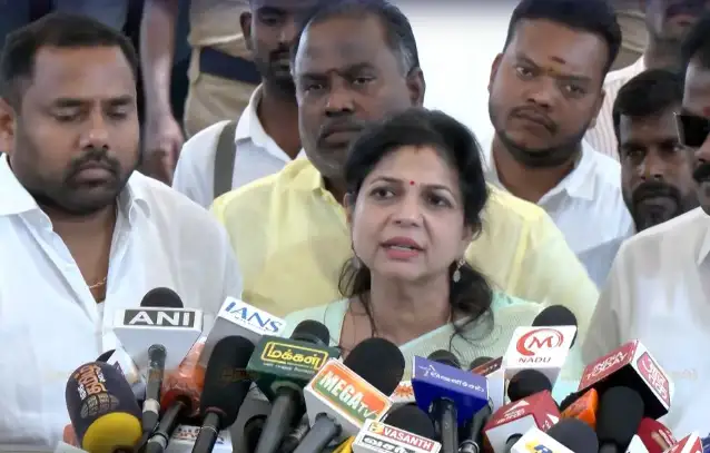 பாமக சட்டமன்ற குழு தலைவர் சௌமியா அன்புமணி செய்தியாளர்களிடம் பேசுகிறார்