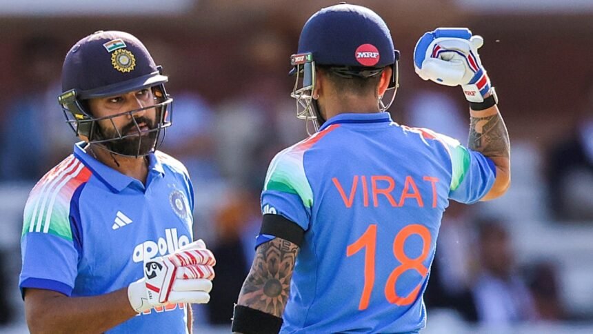 விராட் கோலி மற்றும் ரோஹித் சர்மா சுதந்திர தின வாழ்த்துகளைத் தெரிவிக்கும் புகைப்படம்