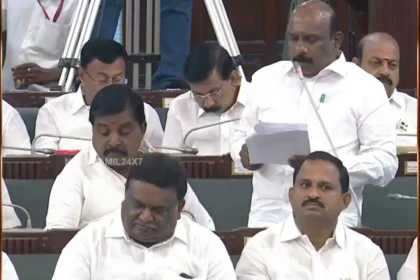 திமுக சட்டமன்ற உறுப்பினர் மனோஜ் பாண்டியன்
