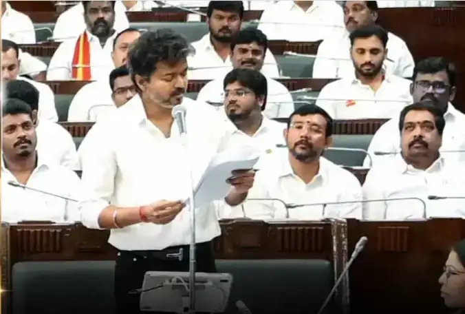 தமிழக முதல்வர் விஜய் தமிழ்த்தாய் வாழ்த்து பாடலை பாடுகிறார்