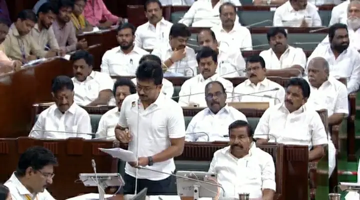 சட்டப்பேரவையில் பேசும் எதிர்க்கட்சித் தலைவர் உதயநிதி ஸ்டாலின்