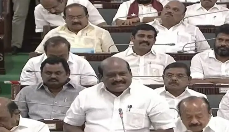சட்டப்பேரவையில் திமுக சட்டமன்ற உறுப்பினர் கோவி செழியன் உரை நிகழ்த்துகிறார்