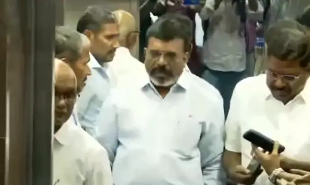 முதலமைச்சர் விஜயை சந்திக்கும் விசிக தலைவர் தொல். திருமாவளவன்