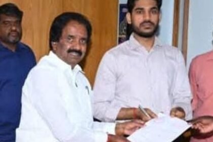 திருச்சி மாநகராட்சி அறிவிப்பு பலகை
