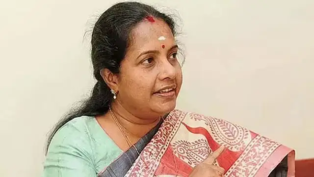 பாஜக சட்டமன்ற உறுப்பினர் வானதி சீனிவாசன் அறிக்கை வெளியிடுகிறார்